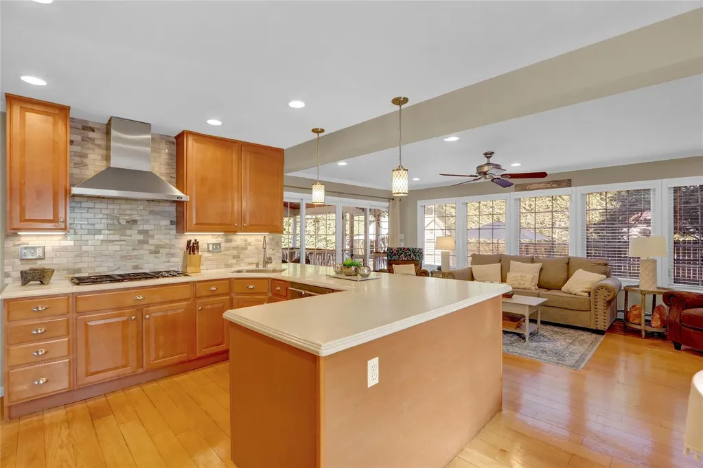 4 Laurel Place Bethpage NY 11714