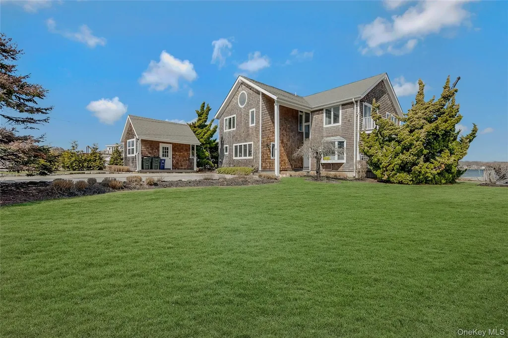370 Fishermans Beach Road Cutchogue NY 11935