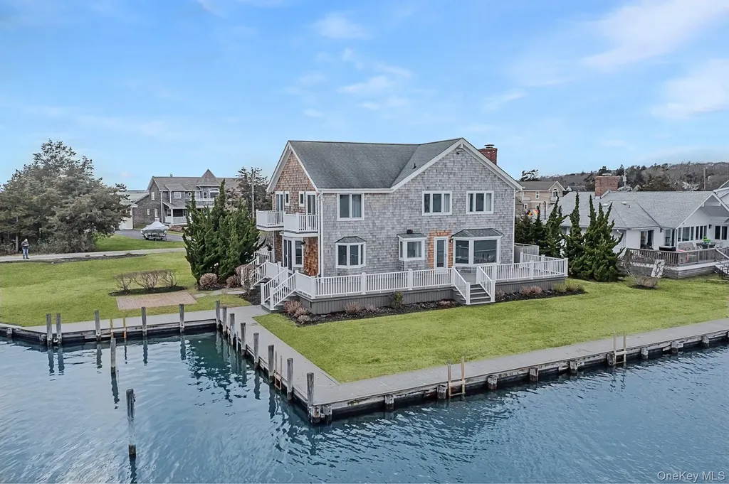 370 Fishermans Beach Road Cutchogue NY 11935