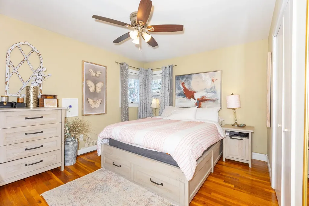 33 Community Road Bay Shore NY 11706