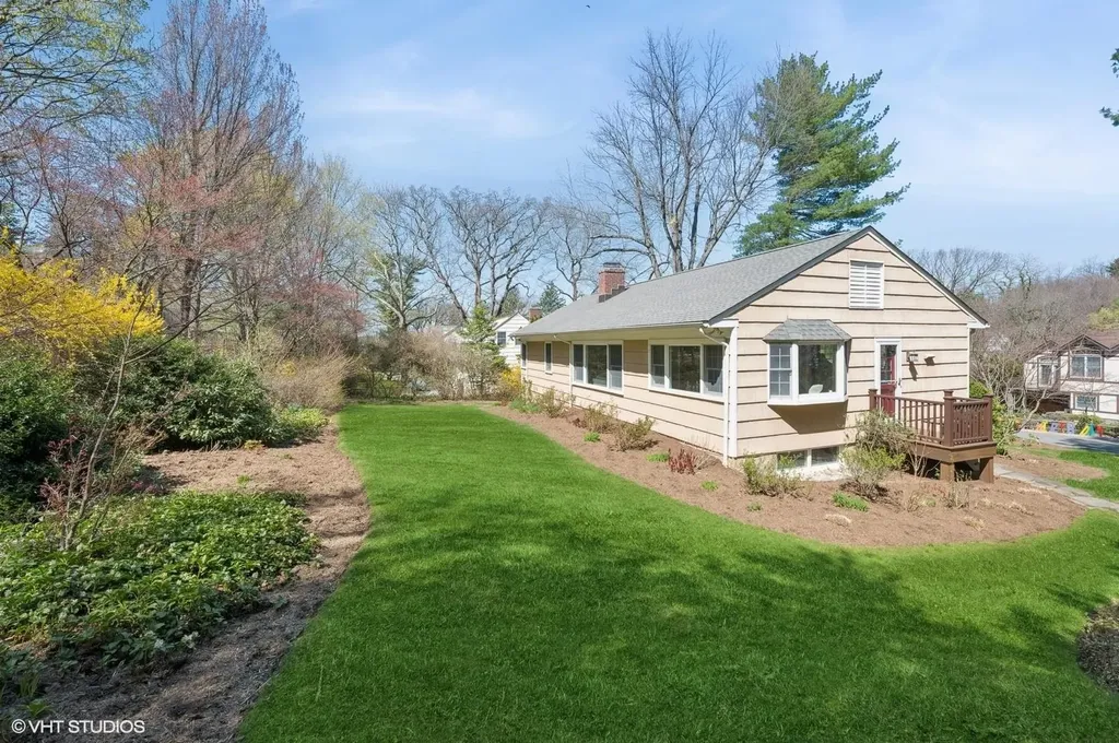 30 Birch Way Tarrytown NY 10591