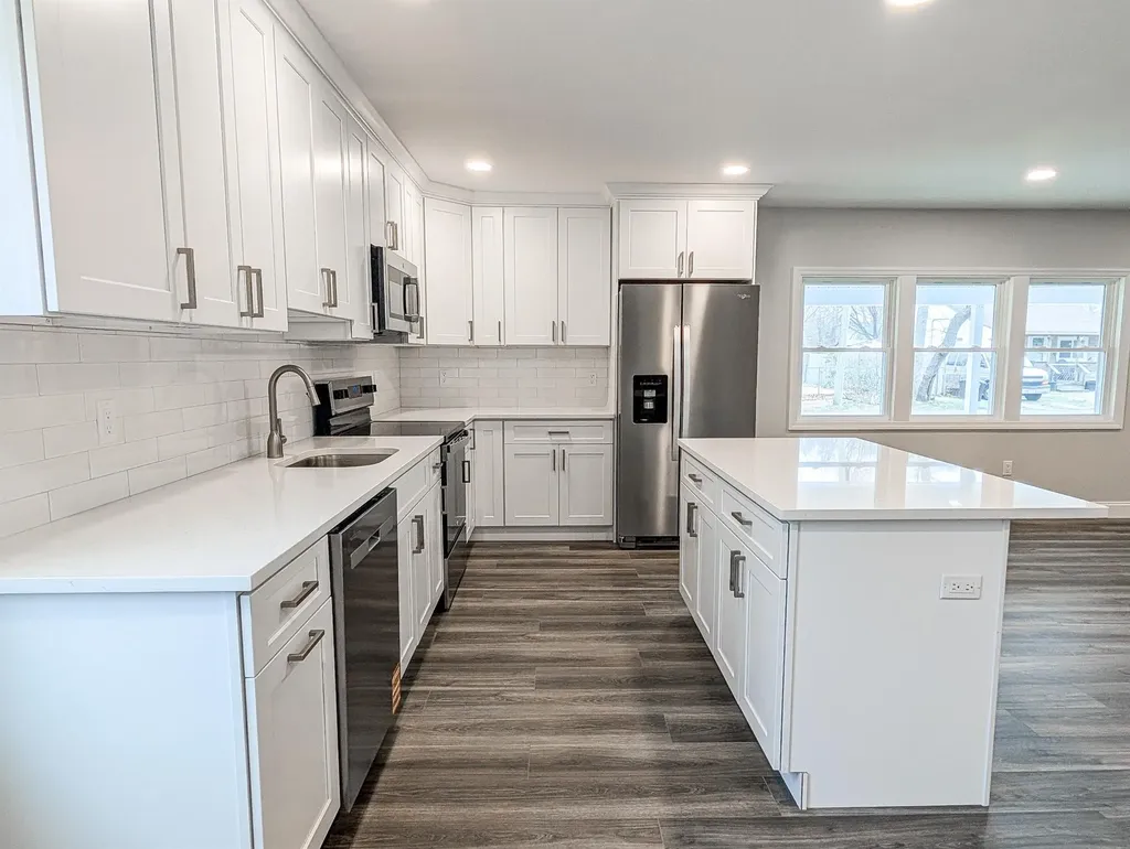 206 Longfellow Drive Mastic Beach NY 11951