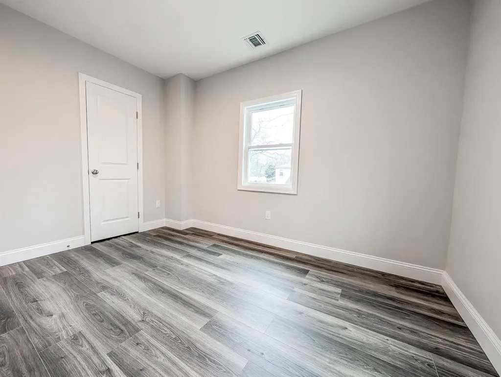 206 Longfellow Drive Mastic Beach NY 11951
