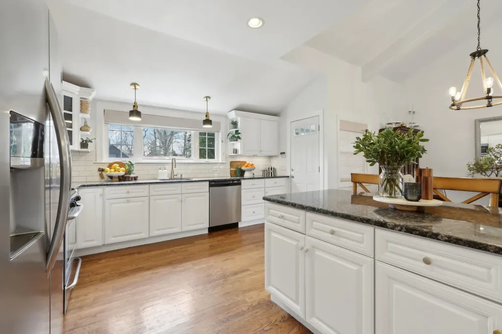 52 Stony Run New Rochelle NY 10804