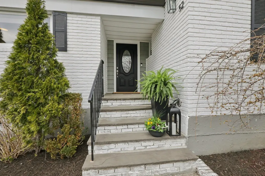 52 Stony Run New Rochelle NY 10804