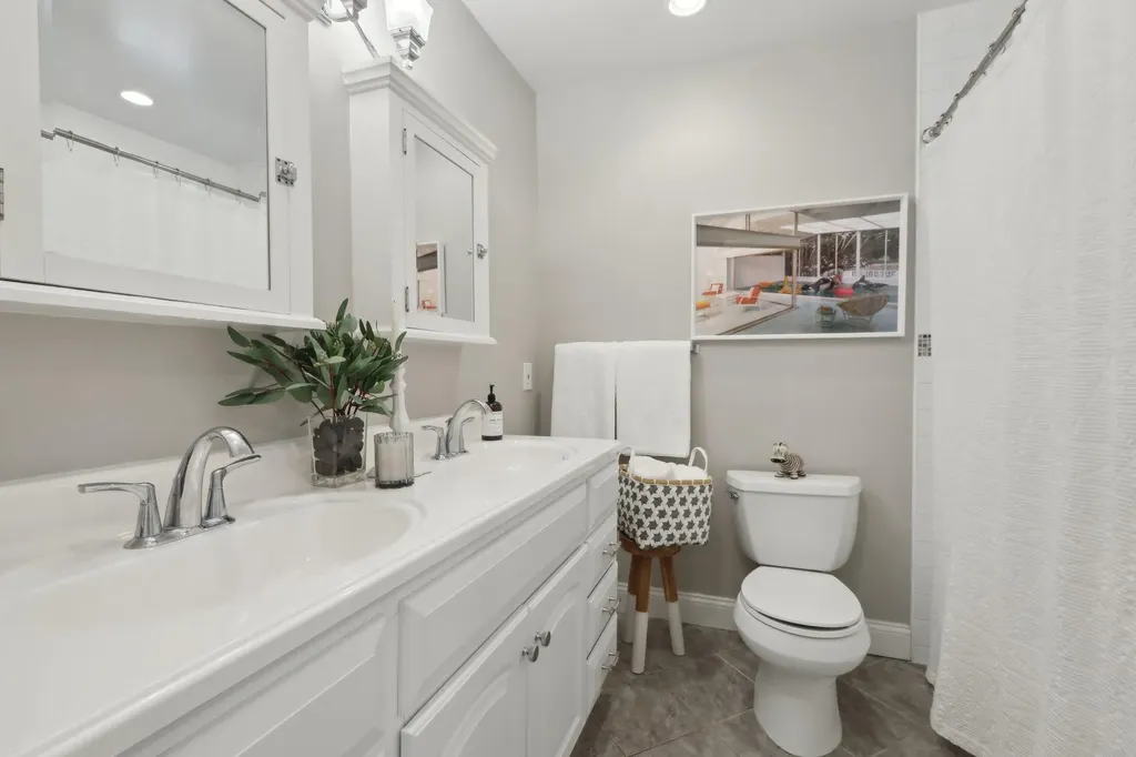 52 Stony Run New Rochelle NY 10804