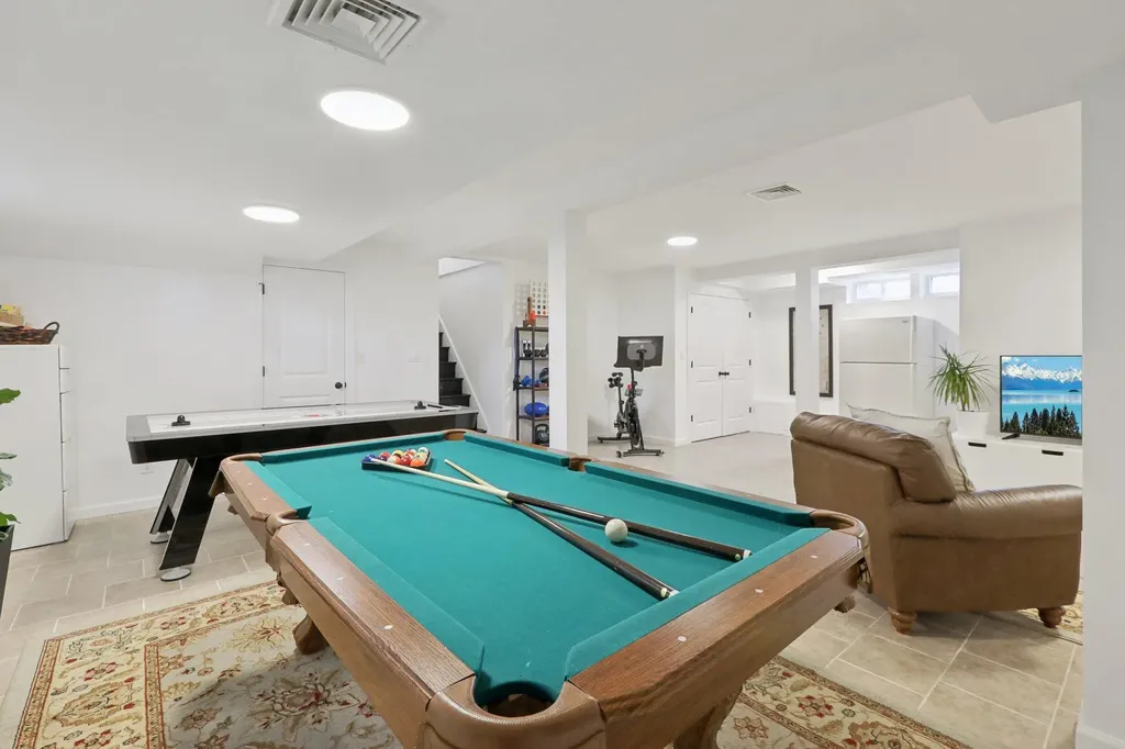 52 Stony Run New Rochelle NY 10804