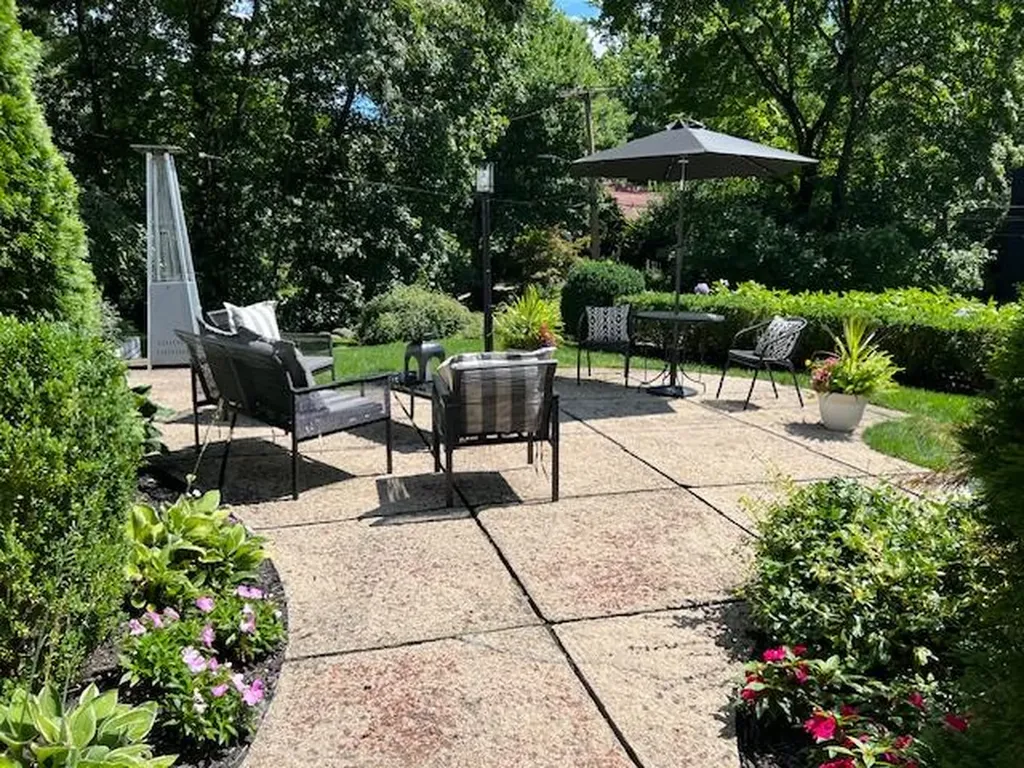52 Stony Run New Rochelle NY 10804