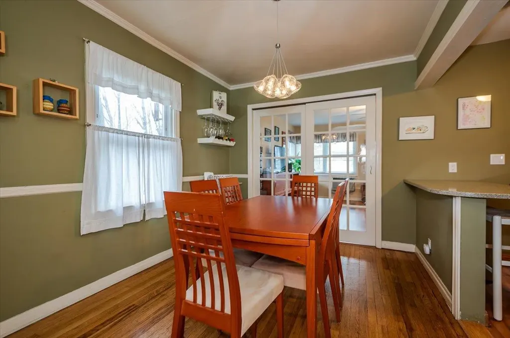 17 Firethorne Lane Valley Stream NY 11581