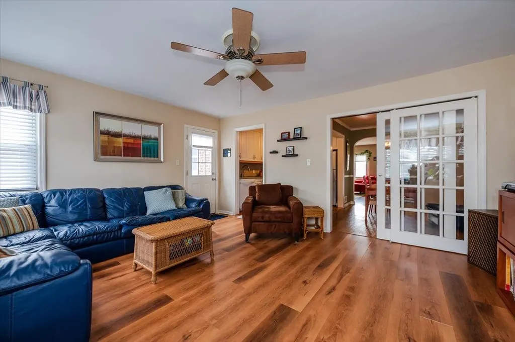 17 Firethorne Lane Valley Stream NY 11581