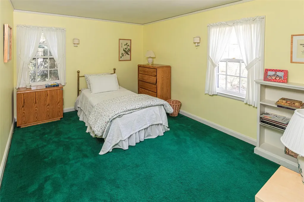 8 Crows Nest Road Bronxville NY 10708
