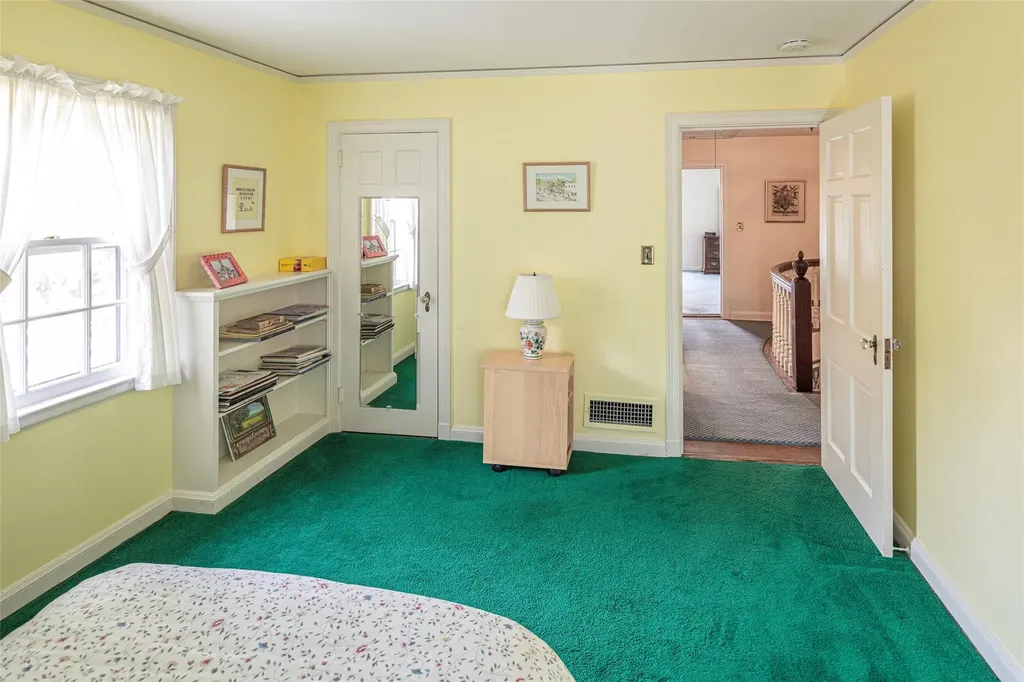 8 Crows Nest Road Bronxville NY 10708