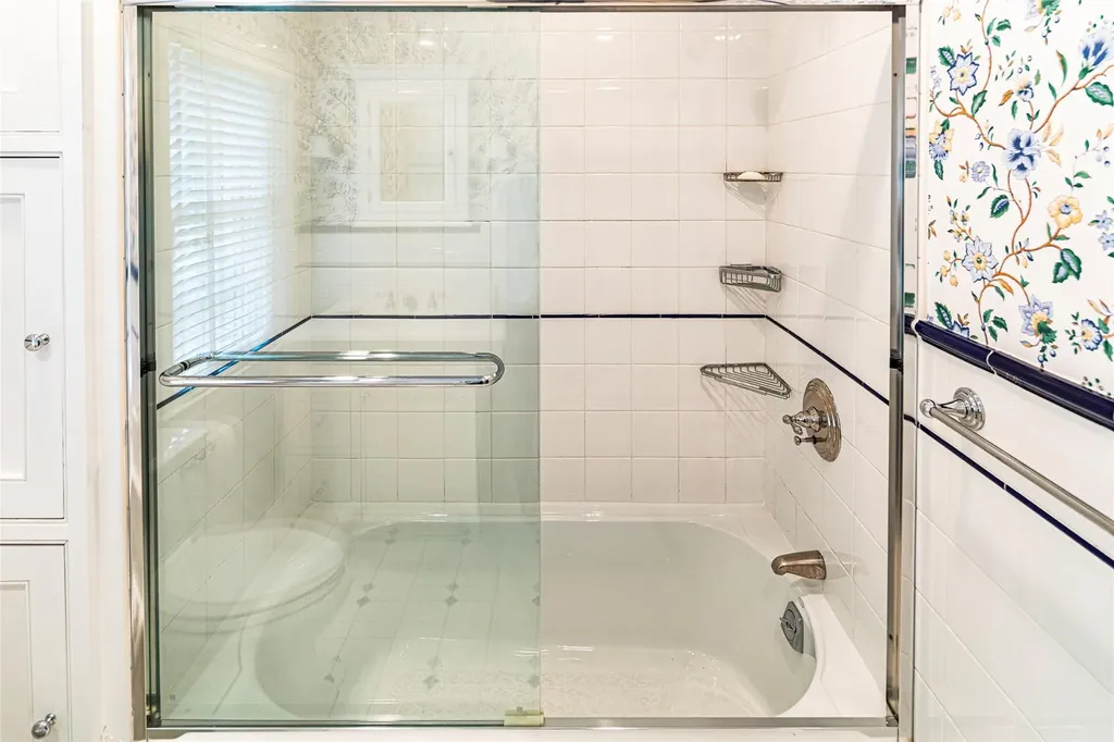 8 Crows Nest Road Bronxville NY 10708