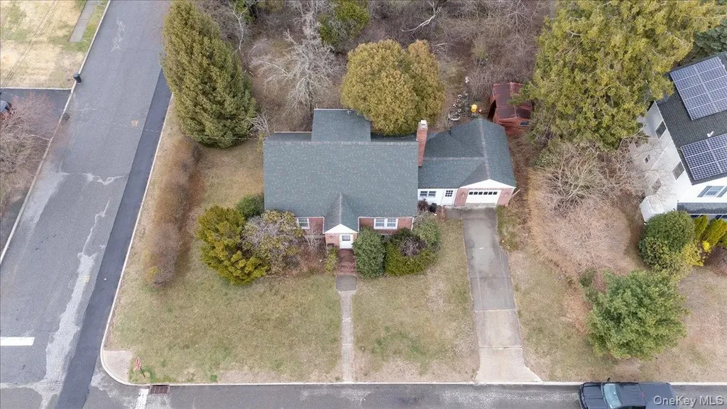 74 Floral Avenue Bethpage NY 11714