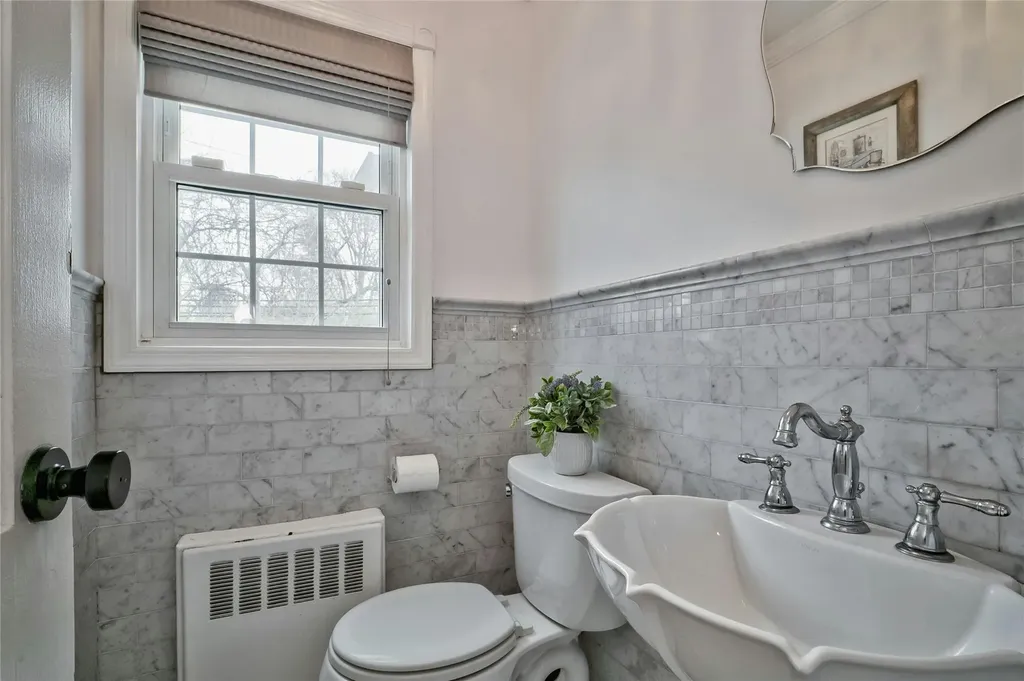 30 Borglum Road Manhasset NY 11030