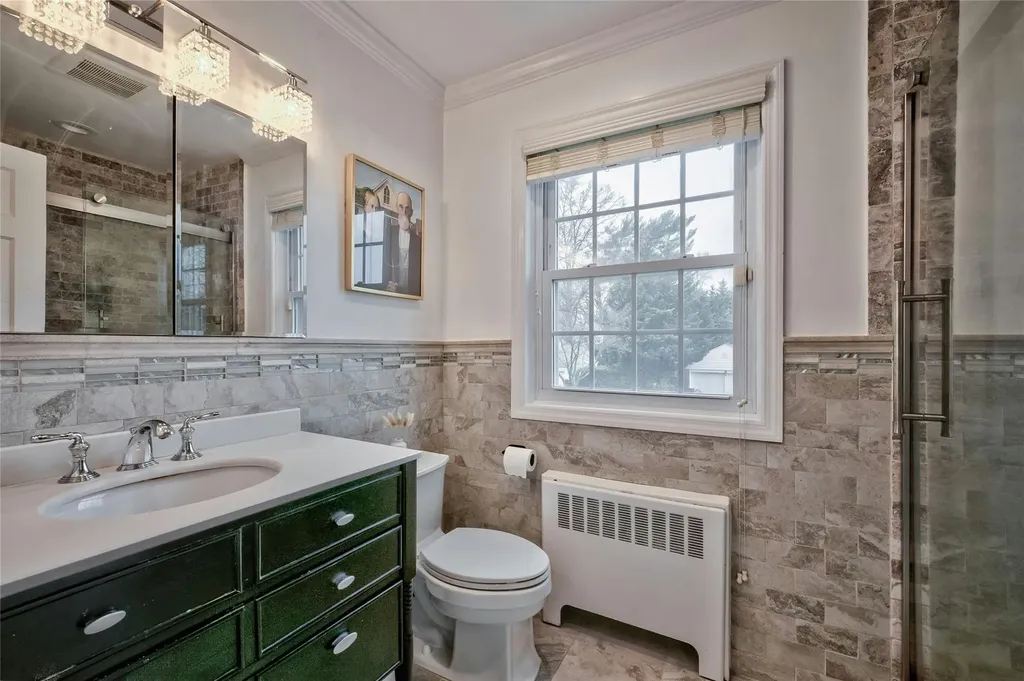 30 Borglum Road Manhasset NY 11030