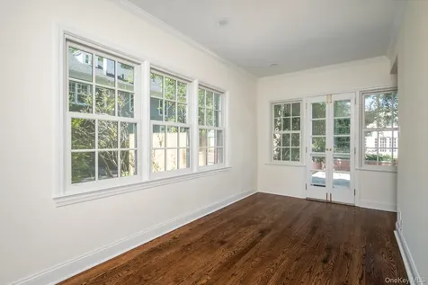 67 3rd Street Garden City NY 11530