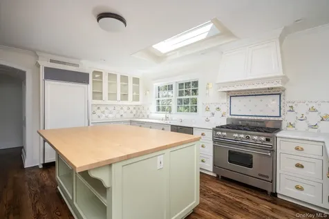 67 3rd Street Garden City NY 11530