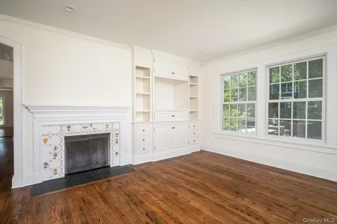67 3rd Street Garden City NY 11530