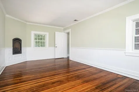 67 3rd Street Garden City NY 11530