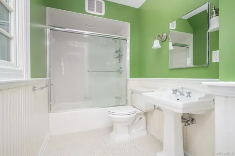 67 3rd Street Garden City NY 11530
