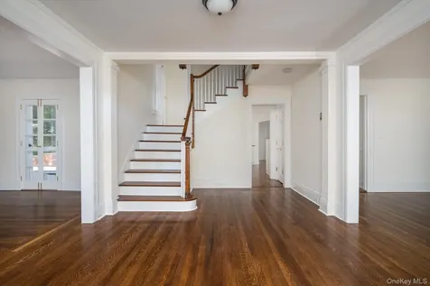 67 3rd Street Garden City NY 11530