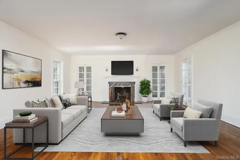 67 3rd Street Garden City NY 11530