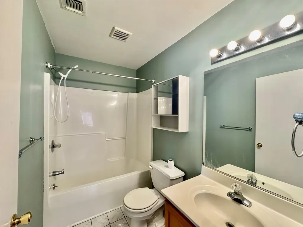 29 Peach Place Middletown NY 10940
