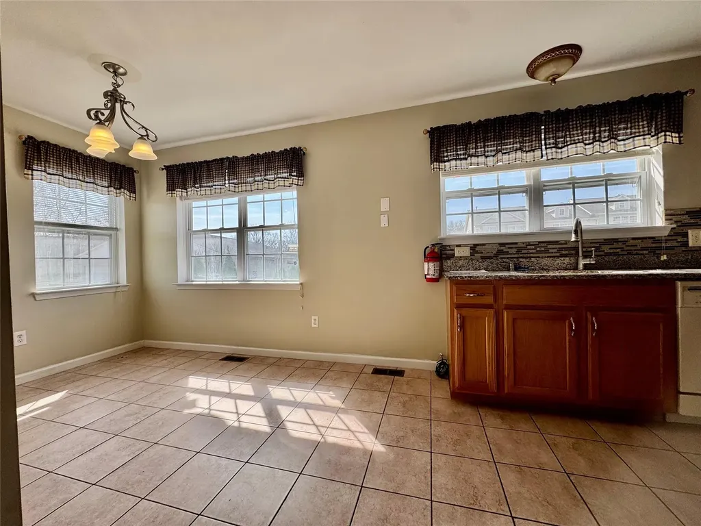 29 Peach Place Middletown NY 10940