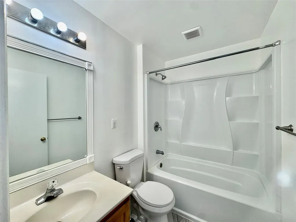 29 Peach Place Middletown NY 10940