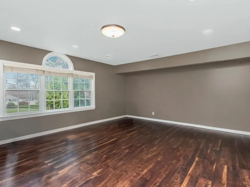 4 Leaf Court Mahopac NY 10541