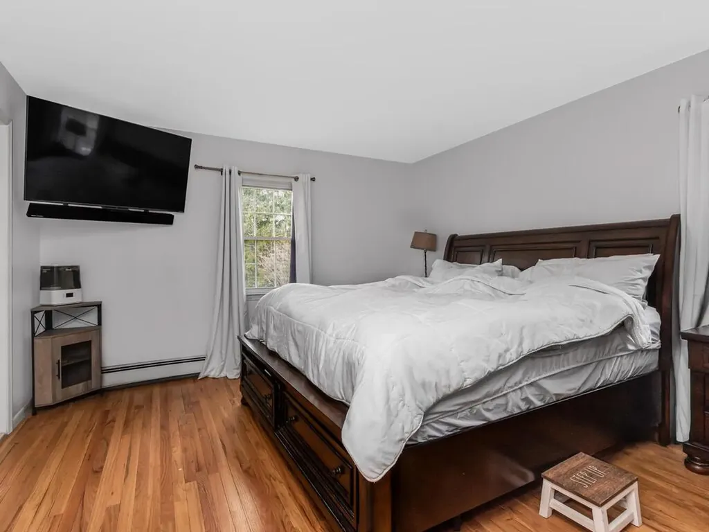 4 Leaf Court Mahopac NY 10541
