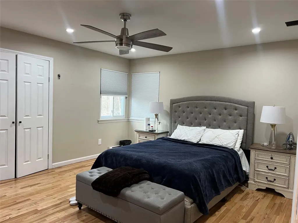 483 Ralph Avenue Central Islip NY 11722