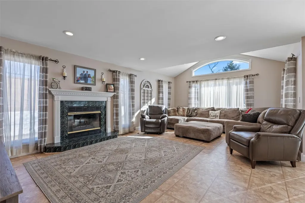 139 Juniper Avenue Ronkonkoma NY 11779