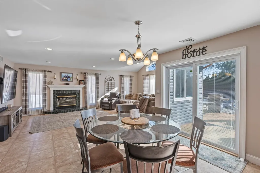 139 Juniper Avenue Ronkonkoma NY 11779