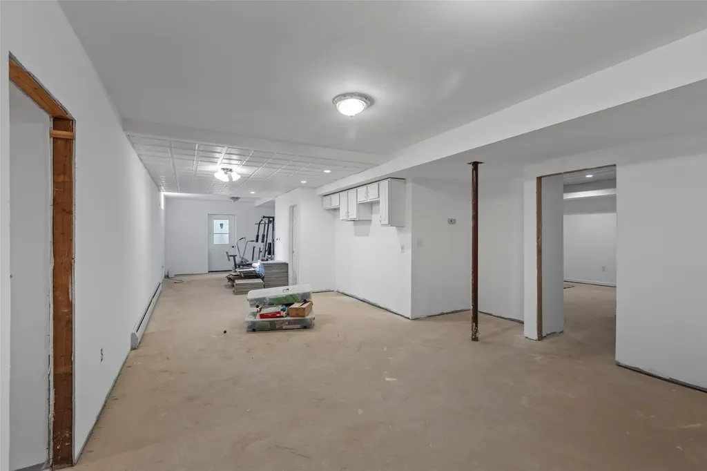 139 Juniper Avenue Ronkonkoma NY 11779