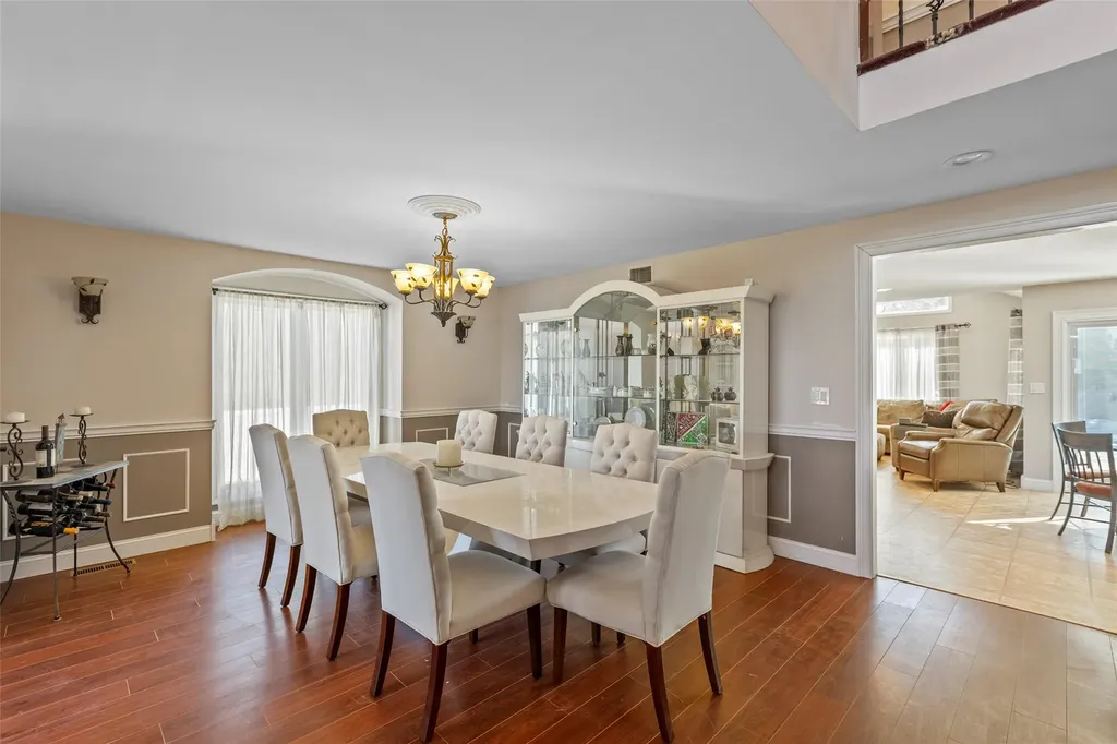139 Juniper Avenue Ronkonkoma NY 11779