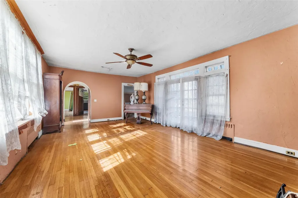 47 Brookfield Road Mount Vernon NY 10552
