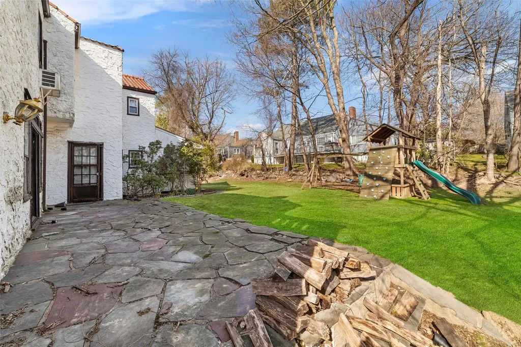 47 Brookfield Road Mount Vernon NY 10552
