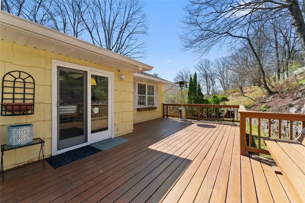 15 Paradise Drive Scarsdale NY 10583