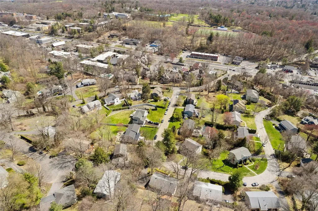 15 Paradise Drive Scarsdale NY 10583