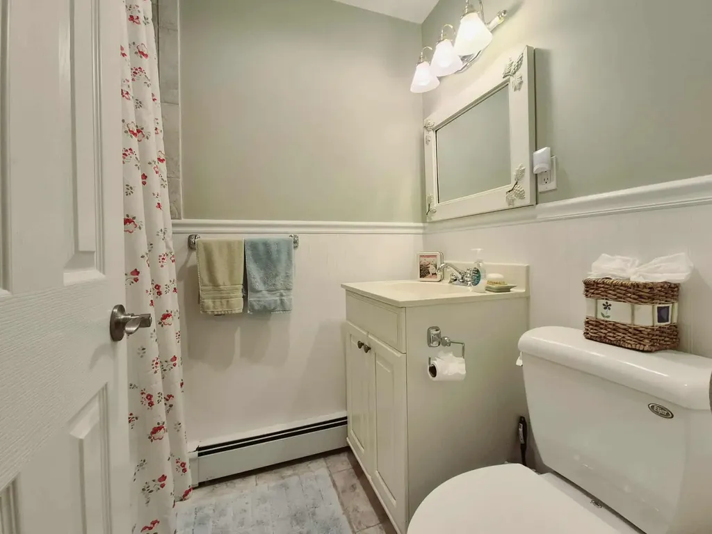 88 Sycamore Circle Stony Brook NY 11790