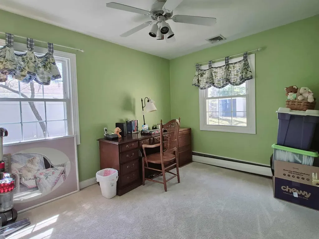 88 Sycamore Circle Stony Brook NY 11790