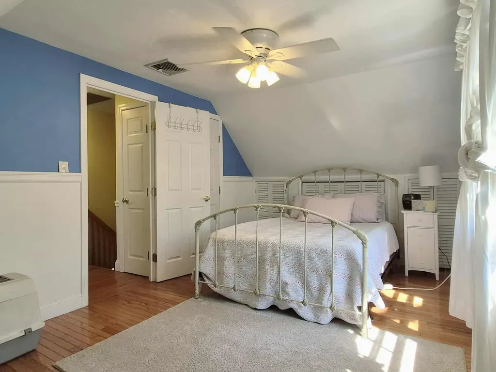 88 Sycamore Circle Stony Brook NY 11790