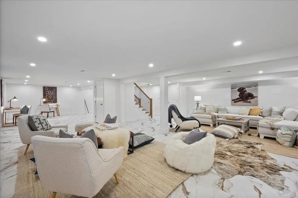 4 Manger Circle Pelham NY 10803