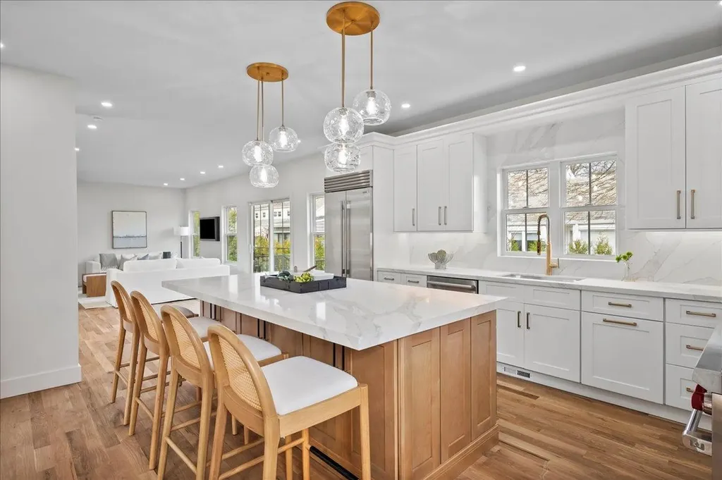 4 Manger Circle Pelham NY 10803
