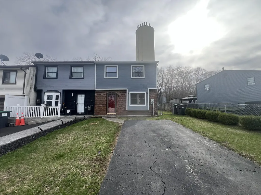 327 Rakov Road Maybrook NY 12543