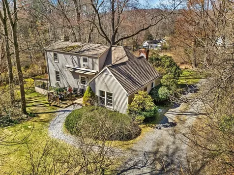 65 Hickory Lane Bedford NY 10506