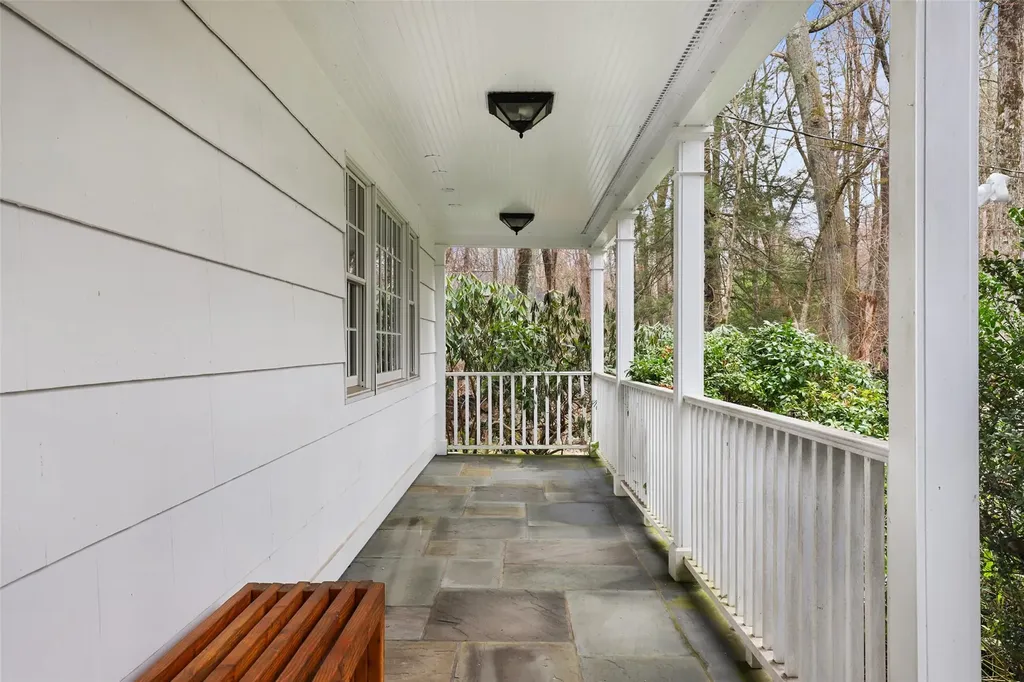 31 Pheasant Road Pound Ridge NY 10576
