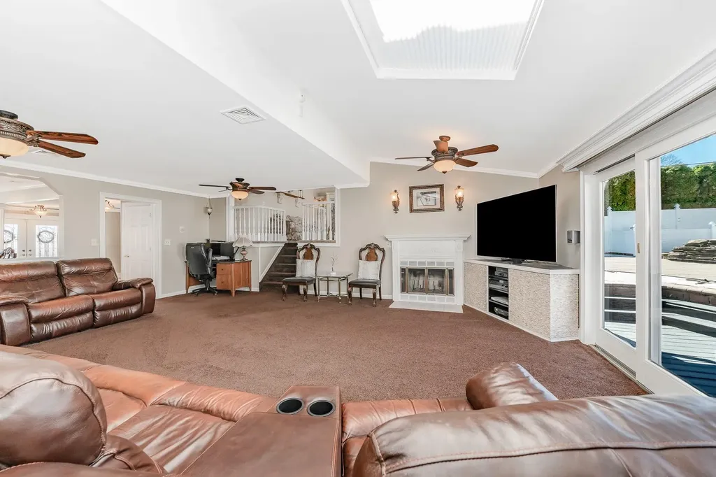 40 Roy Drive Nesconset NY 11767